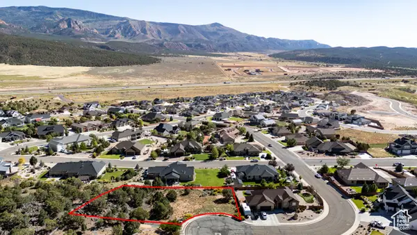 2077 S Talon Cir #77, Cedar City, UT 84720