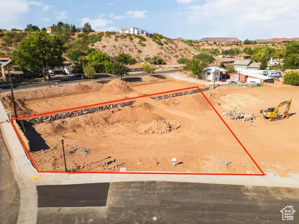 1420 Clara Xing #1, Santa Clara, UT 84765