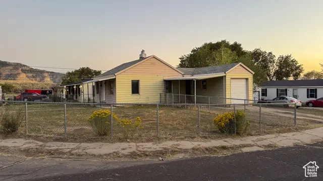 590 Parkway St, East Carbon, UT 84520 - Image #2