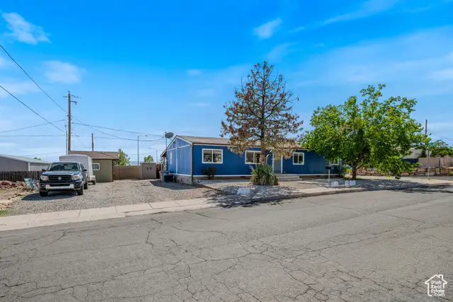 524 E Bulloch St, Washington, UT 84780 - Image #2