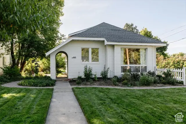 460 S Center St, Hyrum, UT 84319 - Image #2