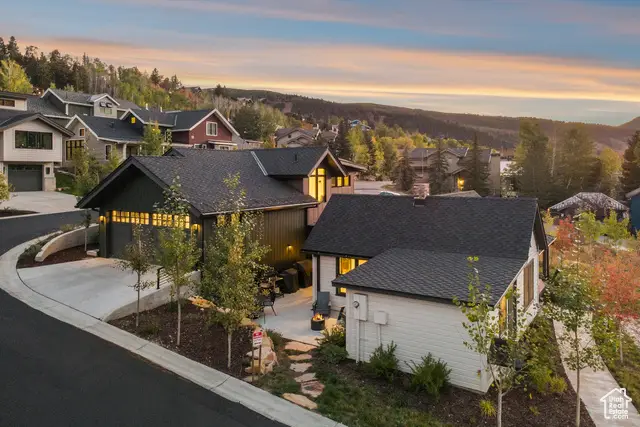 755 Rossie Hill Dr, Park City, UT 84060 - Image #2