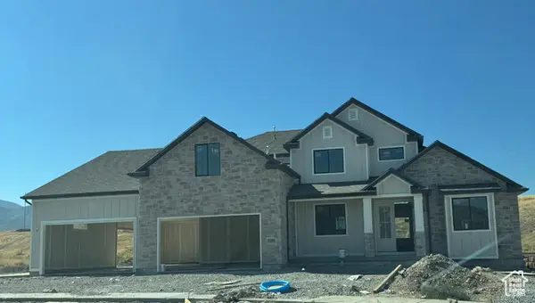 7176 W Moorepark Pl, West Jordan, UT 84081