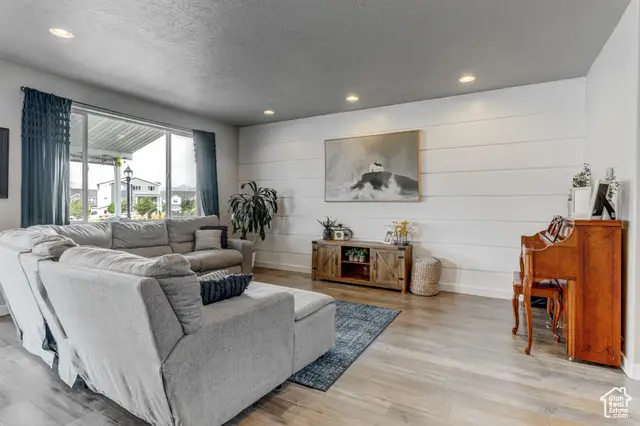 15088 S Cantle Dr W, Bluffdale, UT 84065 - Image #3