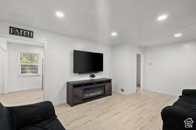 1149 Dan St, Ogden, UT 84404 - Image #2