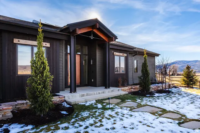 307 W Lazy Acres Ln, Kamas, UT 84036 - Image #2