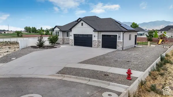 537 E Fiona Cir, Grantsville, UT 84029