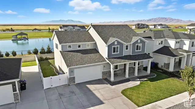1651 W White Pine Dr, Syracuse, UT 84075 - Image #1