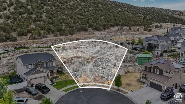 7067 N Hollow View Ct E, Eagle Mountain, UT 84005