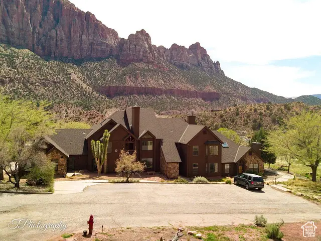 88 Stone Mtn #201-D, Springdale, UT 84767 - Image #2