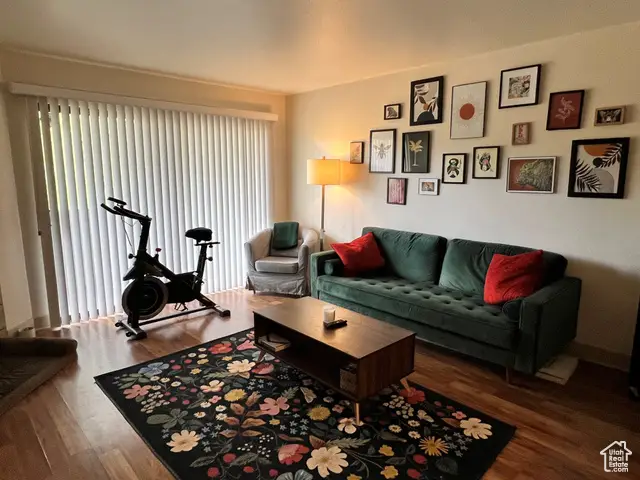 925 E Creekhill Ln #11, Midvale, UT 84047 - Image #1