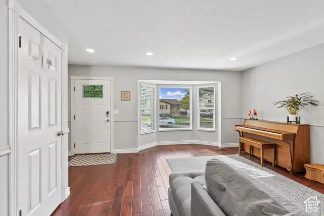 11077 S Hawkwood Dr, Sandy, UT 84094 - Image #3