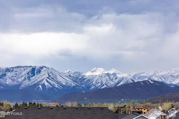 1615 N Cambridge Dr #9, Midway, UT 84049