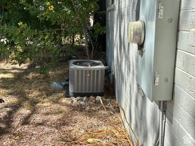 553 Clark St, Woods Cross, UT 84010 - Image #3