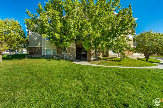 2093 N Morning Star Dr, Saratoga Springs, UT 84045 - Image #3