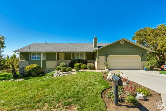 358 Eastoaks Dr, Fruit Heights, UT 84037 - Image #1