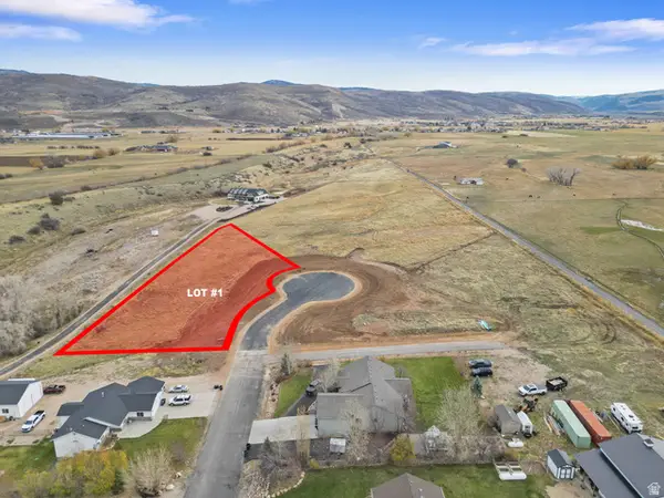 157 E Country Ln, Francis, UT 84036