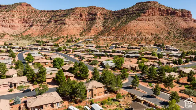 320 N W Los Barancos Ln, Kanab, UT 84741 - Image #2