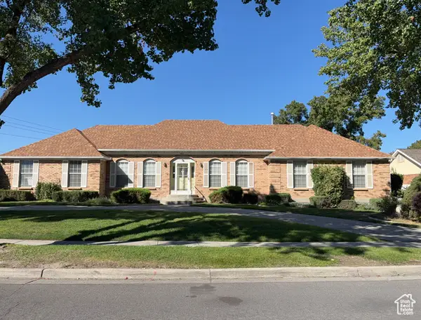 5882 S Meadowcrest Dr, Murray, UT 84107