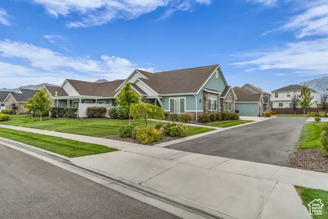 454 N Mallard Dr #D, Vineyard, UT 84059 - Image #2