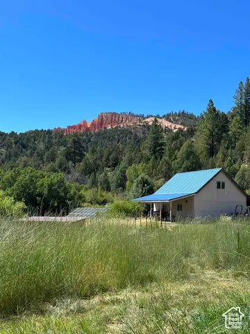 1460 E Coral Pink Cliffs Rd, Glendale, UT 84729 - Image #2