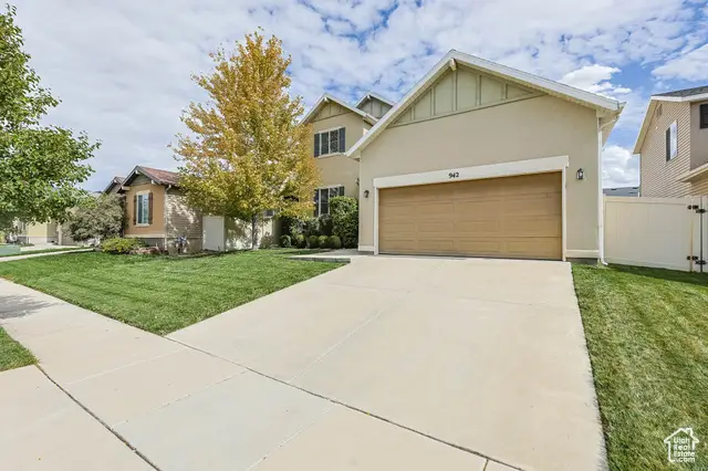 942 N Abbey Dr, North Salt Lake, UT 84054 - Image #2