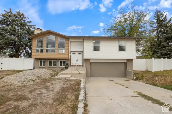 3818 W Edgewater Cir, West Valley City, UT 84120