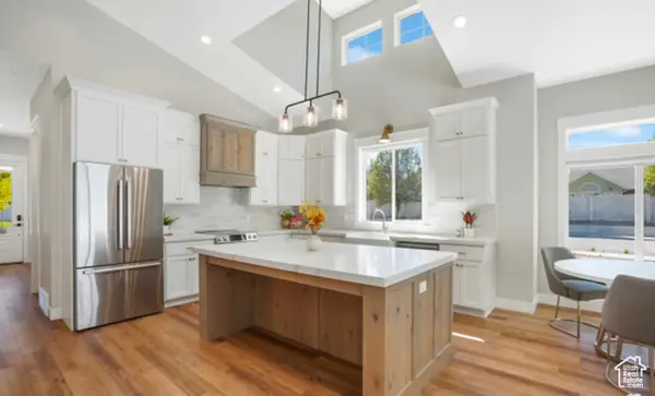 1967 W 9350 S, West Jordan, UT 84088