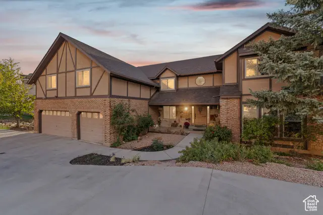 7732 S Timberline Dr E, Cottonwood Heights, UT 84121 - Image #1
