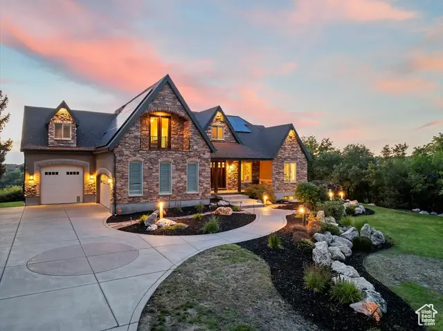 2891 N Hobbs Creek Dr E, Layton, UT 84040 - Image #1