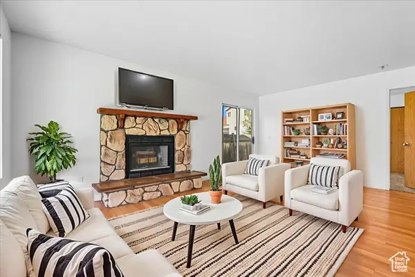 2933 S Roundtable Rd, West Valley City, UT 84120