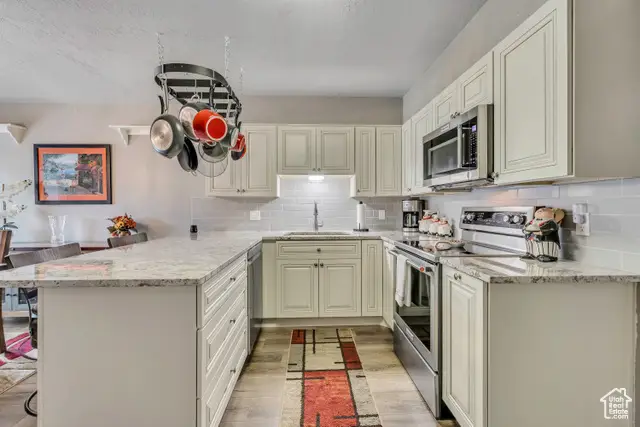 6886 S 670 E, Midvale, UT 84047 - Image #1