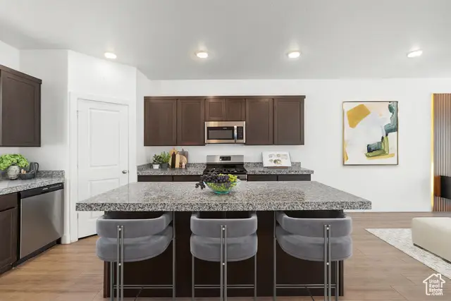 5290 N Folkstone Dr N, Eagle Mountain, UT 84005 - Image #3