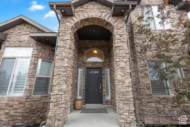 8014 S Overton Dr W, West Jordan, UT 84081 - Image #3