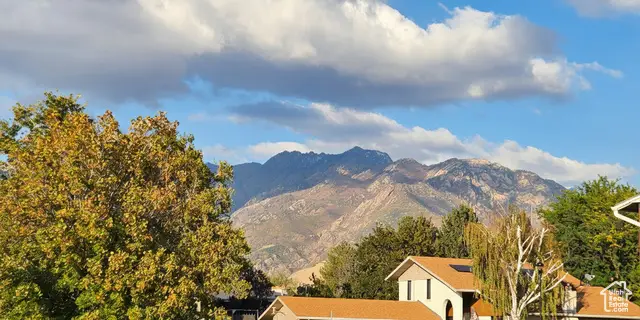 8474 S Treasure Mountain Dr E, Sandy, UT 84093 - Image #2