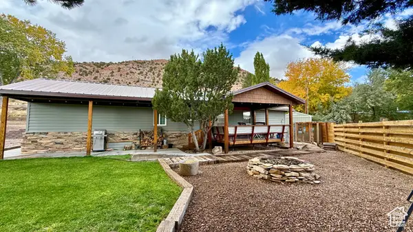 94 W 3rd N, Manila, UT 84046