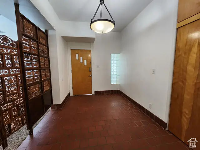 679 E 2nd Ave N, Salt Lake City, UT 84103 - #3