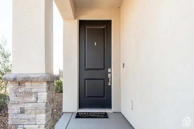 493 S Stewart Creek Cv, Washington, UT 84780 - Image #2