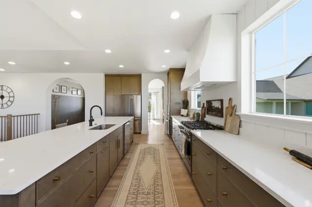 101 E Selman Dr, Salem, UT 84653 - Image #2