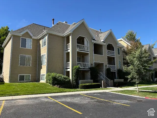 1212 E Waterside Cv #10, Cottonwood Heights, UT 84047 - Image #1