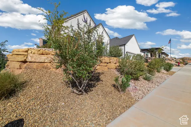 1663 E Black Brush Dr, Washington, UT 84780 - Image #3