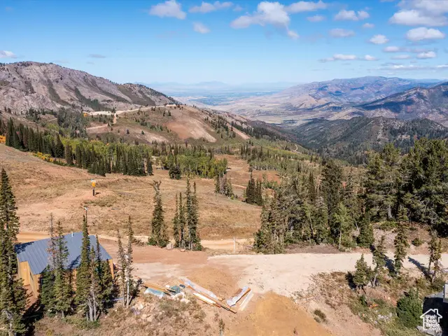 7854 E Heartwood Dr #8, East Cache, UT 84328 - Image #3