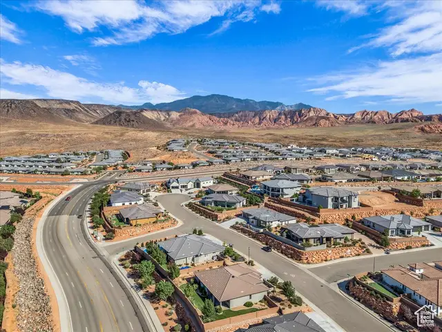 1943 N Somerset St, Washington, UT 84780 - Image #2