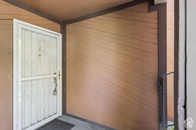 2400 S Elizabeth St E #4, Salt Lake City, UT 84106 - Image #2