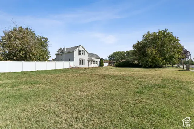 2184 W Gentile St, Layton, UT 84041 - Image #2
