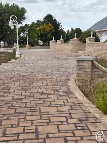 1402 Shepherd Dr, Wellington, UT 84542 - Image #2