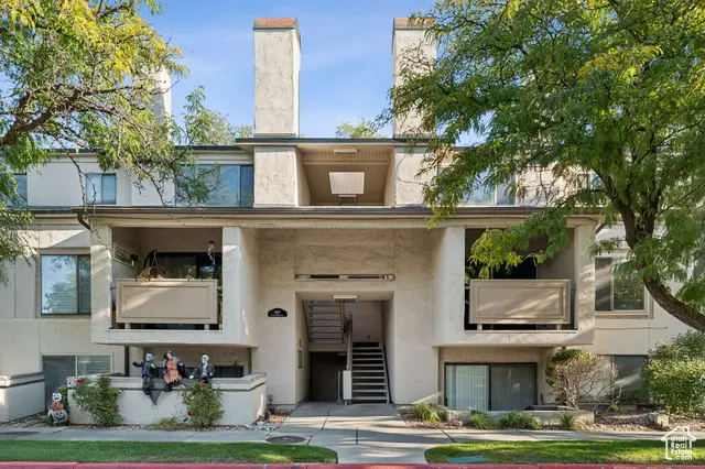 987 E Creekhill Hwy S, Midvale, UT 84047 - Image #1