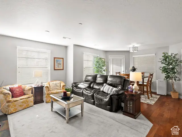 11738 S Currant Dr #102, South Jordan, UT 84009 - Image #2