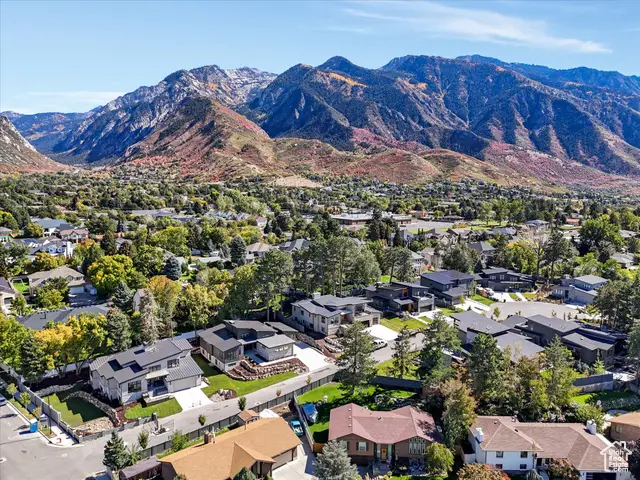 9623 S Tannenbaum Cv, Sandy, UT 84092 - Image #3