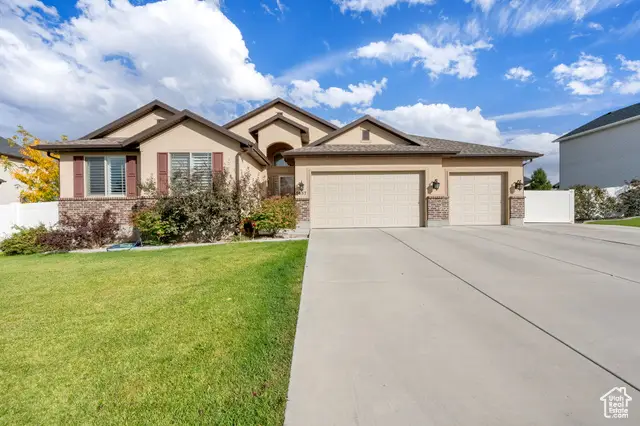 5657 S Woodview Dr #424, West Valley City, UT 84118 - Image #2